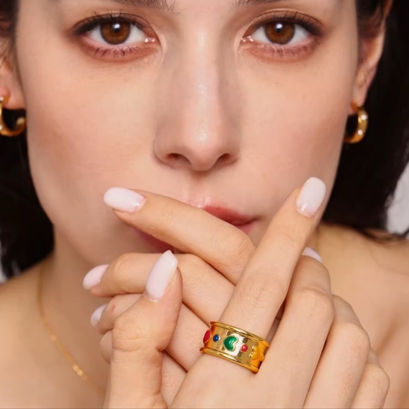 18k Gold Plated Enamel Heart Wide Band Ring - Picture 6 of 6